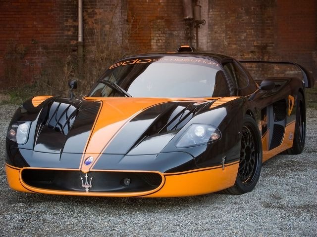 2005_maserati_mc12-pic-64749